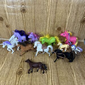 Gi-Go Wonder Pony Land‎ 5  Ponies Lot Greenbrier Horse And Other Horse Lot